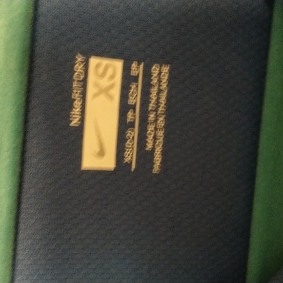 Nike women's size XS Fit-Dry athletic tank - Picture 2 of 7